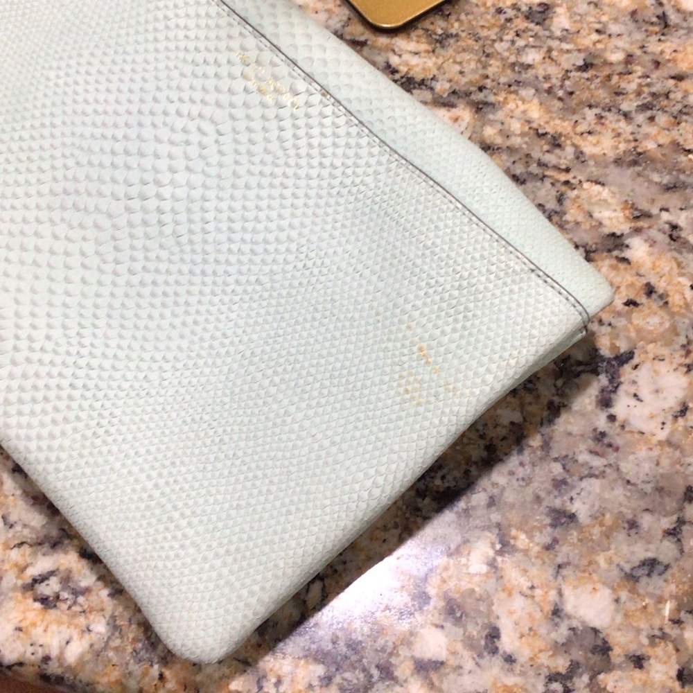 Henri Bendel Mint Green Clutch Bag D-ring to add crossbody strap - Picture 4 of 7